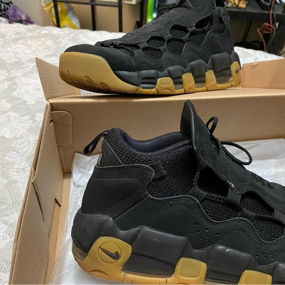 Nike Air more money. Black/tan. Size 11.5 - Picture 4 of 5